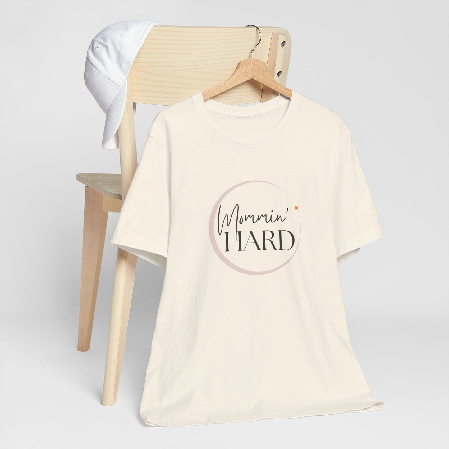 Mommin’ Hard T-Shirt – Funny Mom Life Tee for Coffee-Fueled Chaos & Love