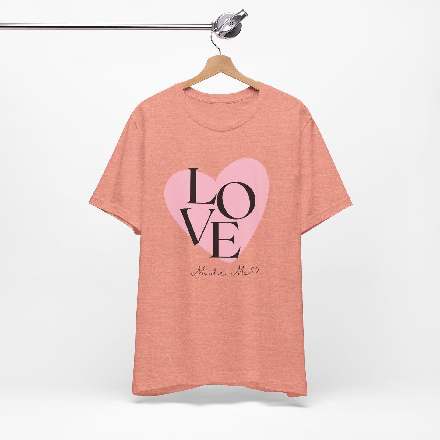 LOVE Made That – Maternity T-Shirt for Moms-to-Be | Cute Pregnancy Announcement Tee